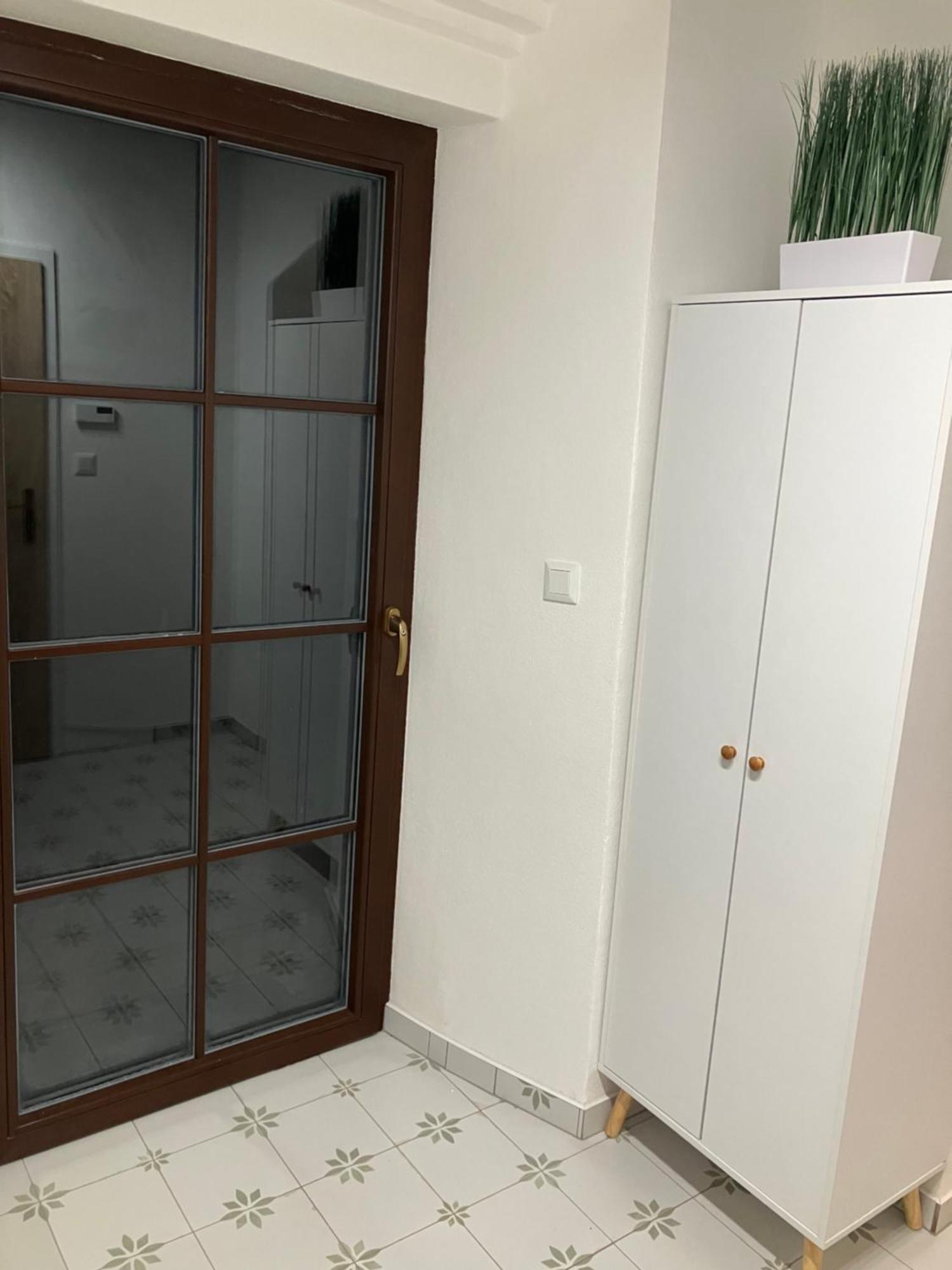 Apartman Gabriela Cervena Voda Luaran gambar